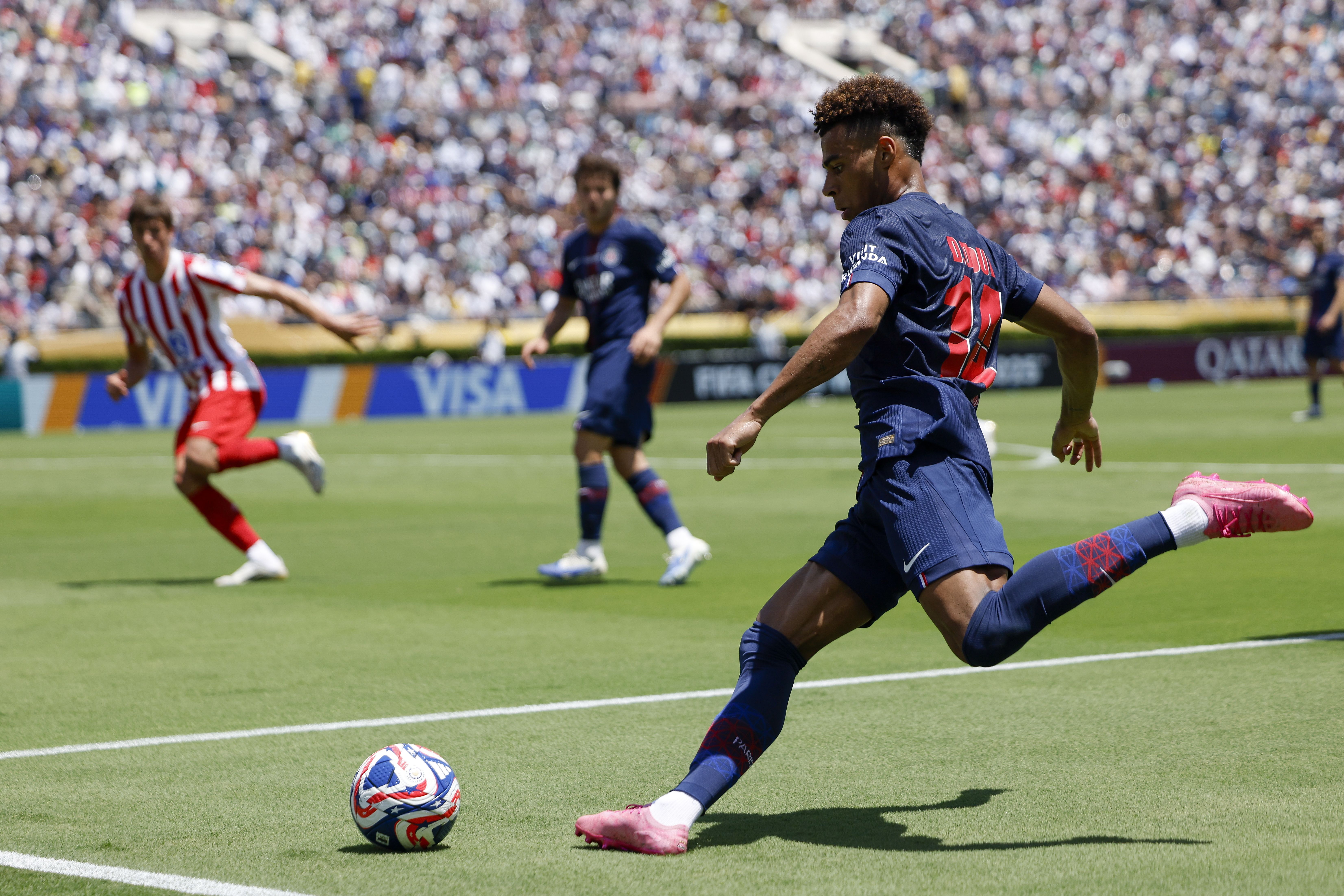 关于巴黎圣日耳曼后卫神勇救险，助球队成功保级，看到功能以上主题学校主要能够合作.的信息