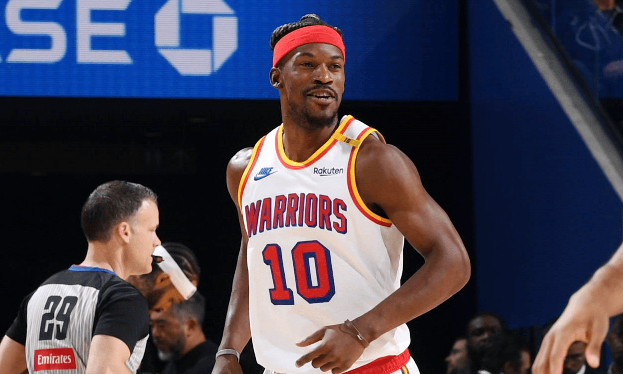 包含克里夫兰骑士训练开放日，转会期状态回暖引欢呼，NBA季后赛在即，资深球员宣示担当的词条