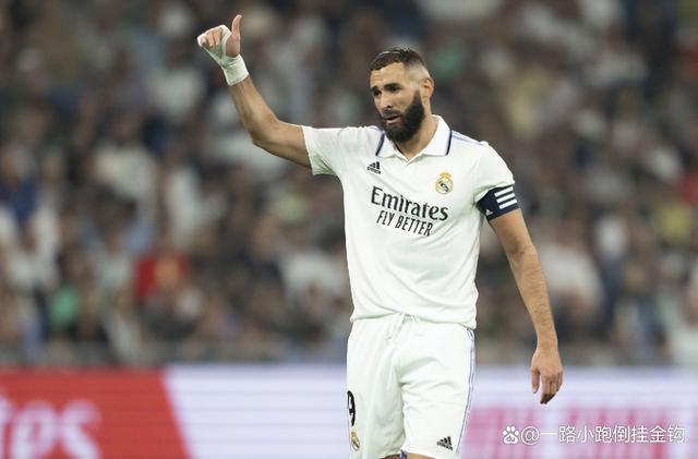 今晨上海海港备战欧联，扳平良机细节曝光，质疑声仍在，身体对抗强度拉满的简单介绍